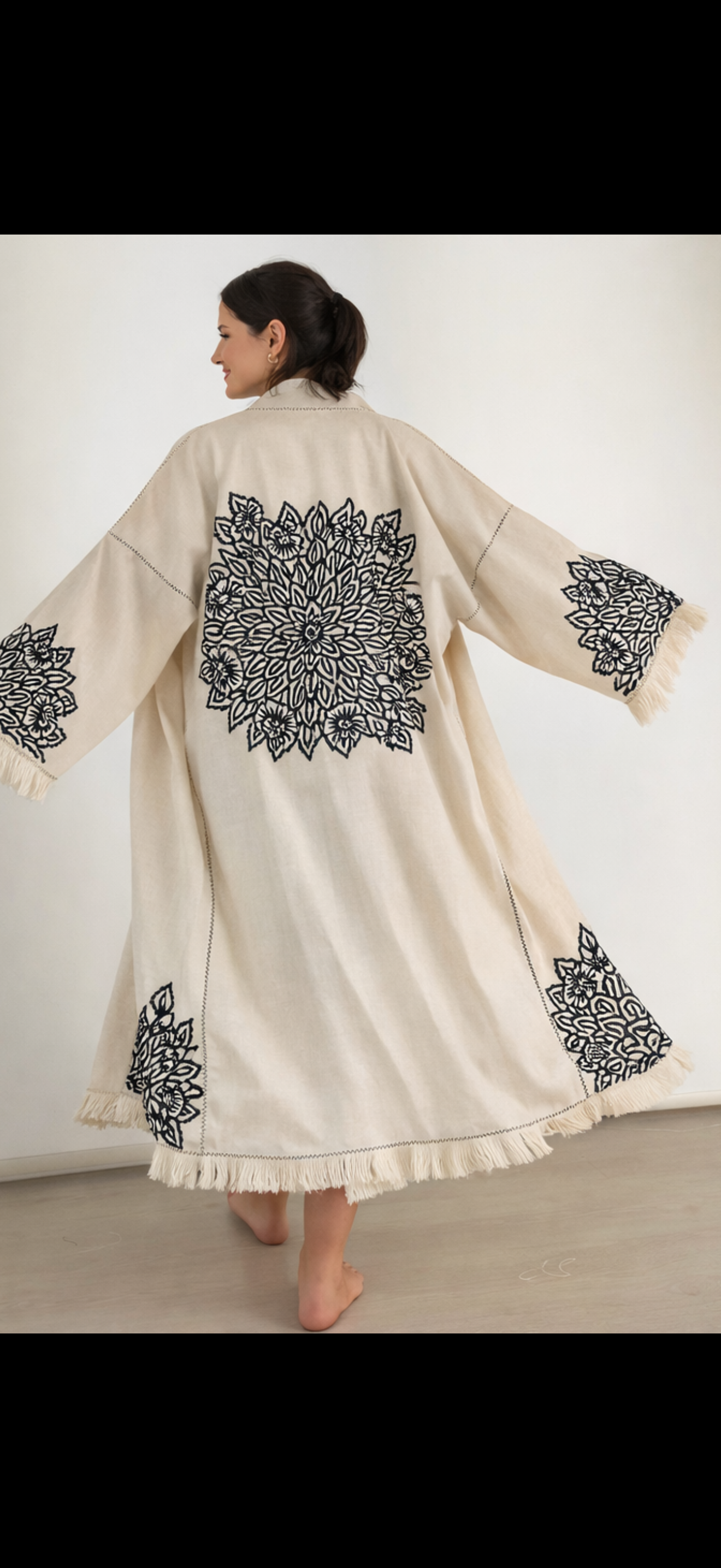 Medina Robe